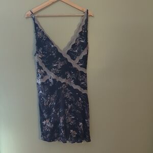 Elegant Lace Trim Floral Dress